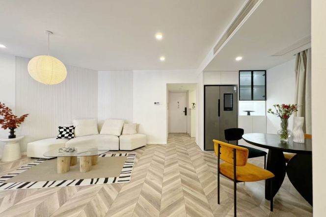Jing’an temple morden & charming 3br2bt with 16k