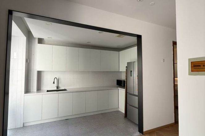 Xujiahui Commercial Area, Shanghai ✨ Office Space for Lease | 165 sqm | Subdividable