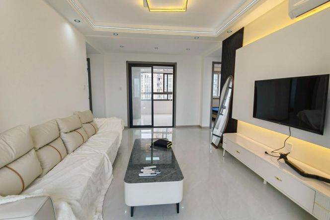 Good Air flow 3 br next NYU , easy to L 8 lingzhaoxincun st + L 6/8/11 Oriental sports center