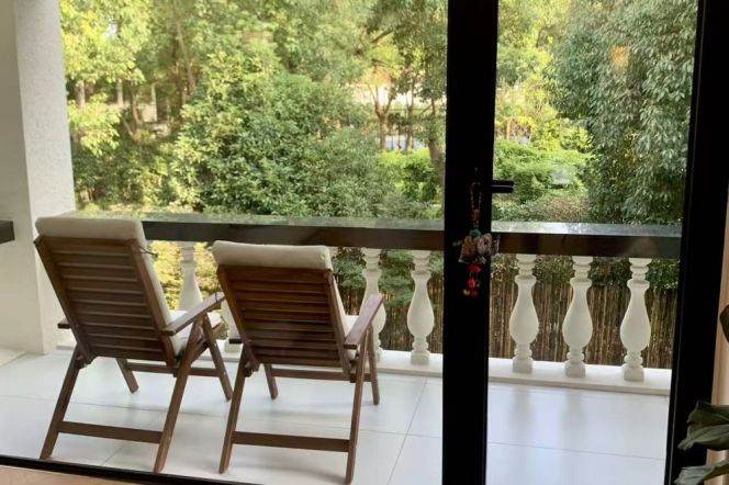 Modern decoration 5brs with floor heating and garden nearby German&French School 
