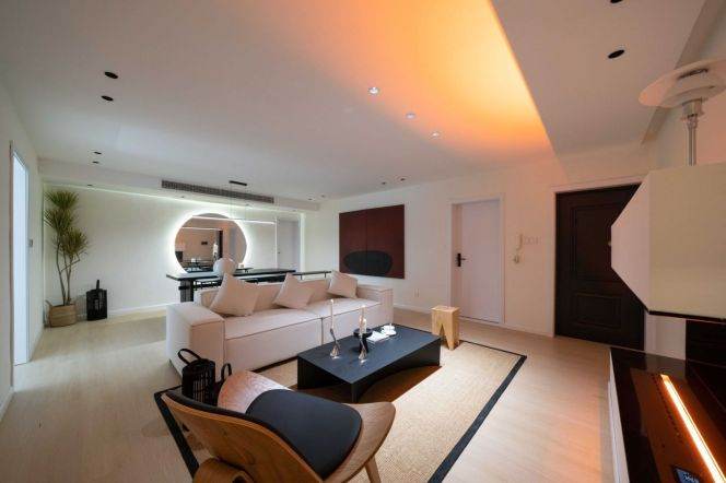 Caoxi rd/Spacious 2BR 2LR/elevator/bright room/big living room,@L3/11