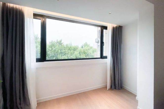 Nordic 1BR elevator Apt in Clove Apt/Huashan Rd