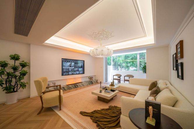  Spacious 4br 2baths with floor heating @Minhang Line 10/15