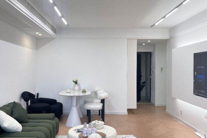 13.5k Cozy 2Br with floor heating Nr Golbel Harber close to Caoyang Rd.line3/4/11/14