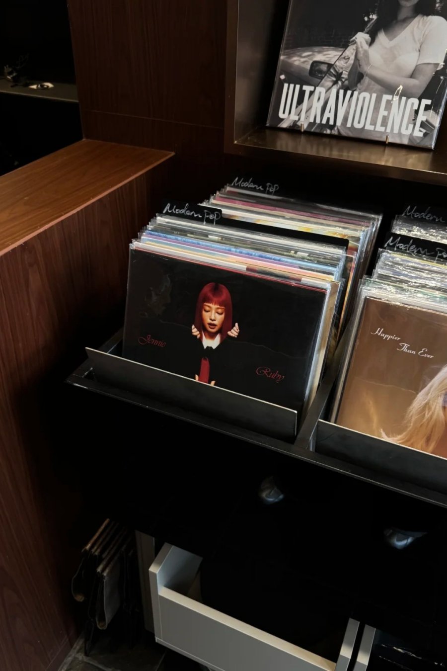 A New Spot for Vinyl, Coffee, and Cocktails