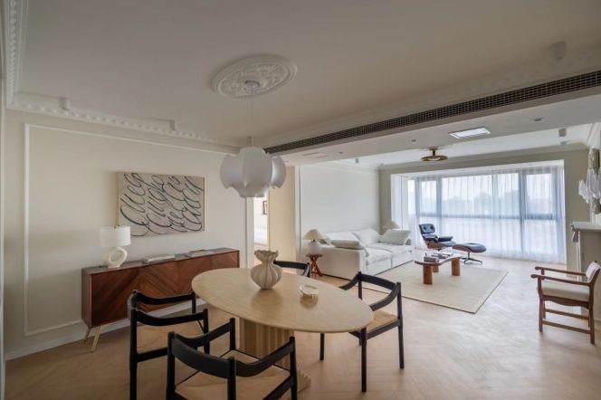 3Bdrs 2Baths Apt/180 sqm /Fabulous&Spacious&Bright /L4/7 Dong'an Rd /Xujiahui