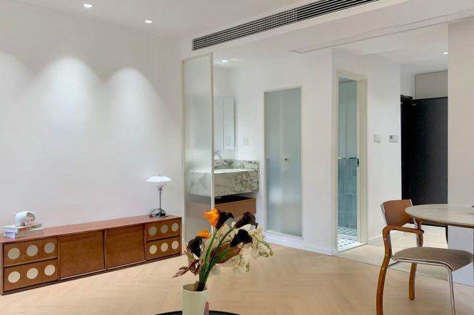 Renovated-1bed - private terrace - elevator- greenery view - convenient location 