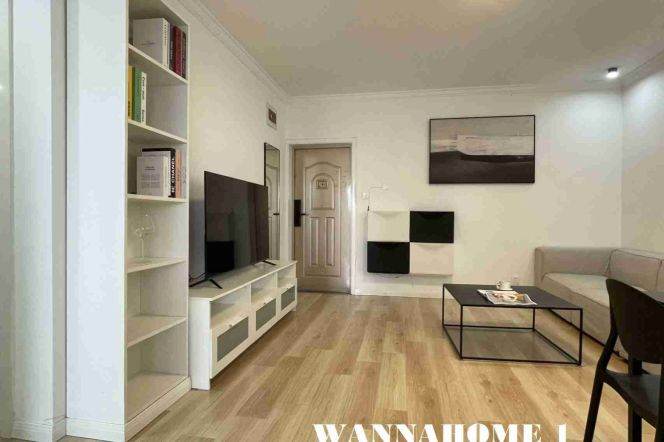 Modern&Spacious 2Bdrs 1Bath Apt+L7/13 Chang Shou Rd+Large Balcony+Great View