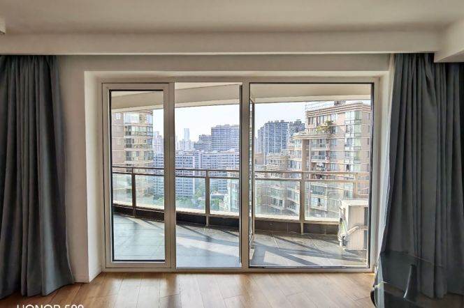 Suzhou creek view, 3Br 2Ba 1Balcony 167Sqm, Wuning rd., L13/14