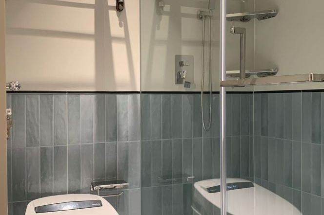 brand new elevator 1br with terrace Nr xujiahui M1/9/11