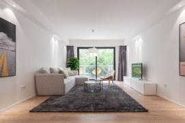 Spacious 3-Bedroom Apartment with Green View |Xujiahui