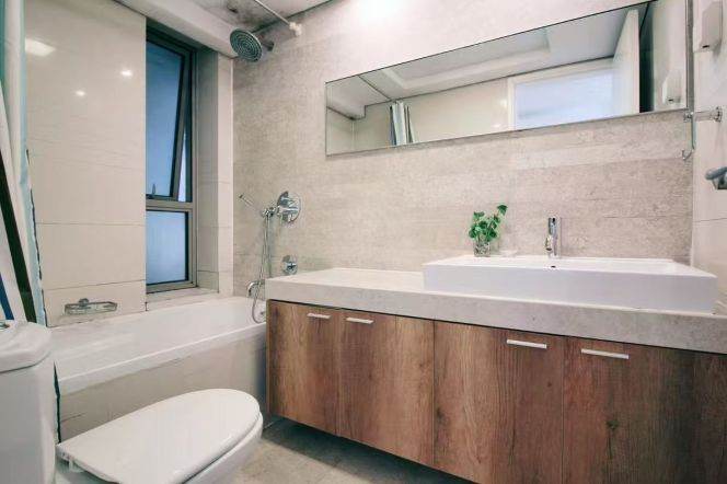 2BR/120sqm/Balcony/High end community/
