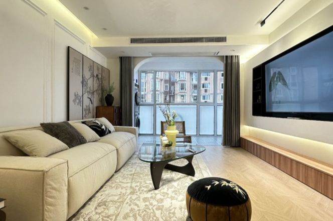2br, 100sqm, balcony, wall heating, subway,16.5k