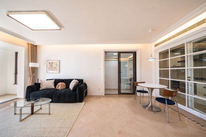 17k Brand new 2Br with floor heating Nr Changshou Rd.line7/13