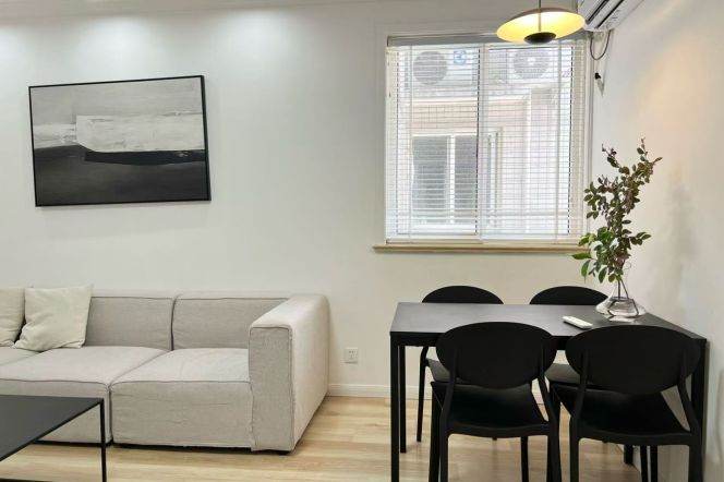 12.3k Bight 2Br Nr Changshou Rd.line7/13