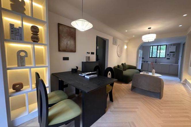 Quality&Tasty 2br,close to SUIS