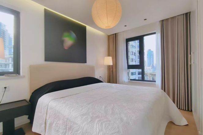 1 Big Br, 1 Living room, 70 sqm, High rise building @ West Nanjing metro L2.12&13