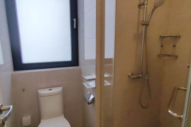 High floor viewing 2 br next NYU shanghai,5 mins walking to L 6/8/11 Oriental sports center st.
