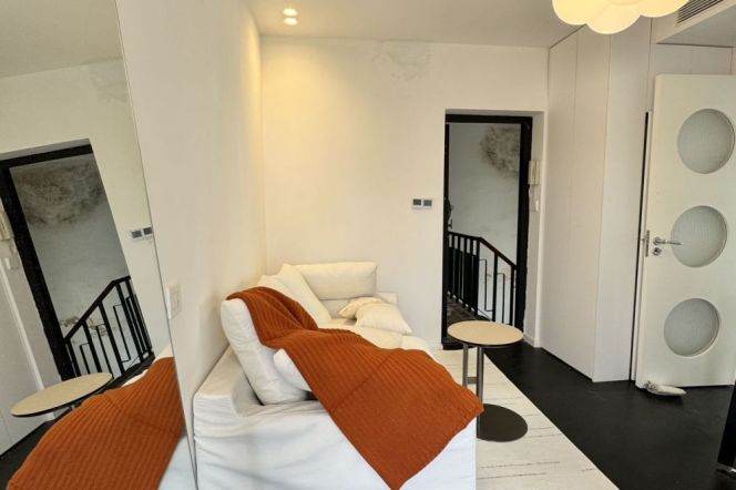 Spacious&Modern 1Br +Big private terrace on the roftop | Next to L2/7 Jing'an Temple 