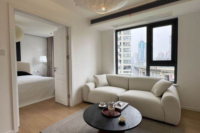 Bright 1BR + Balcony | Top of City @ West Nanjing rd metro L1/12/13 | 9F Elevator