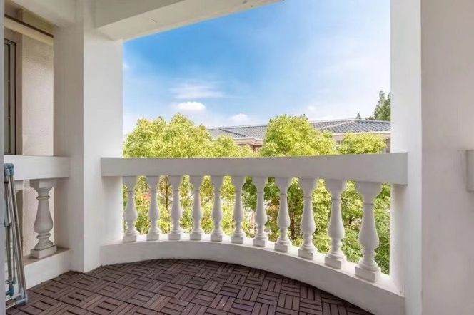 Duplex Penthouse (3F+4F) with Four Large Balconies | Perfect Garden,  Hongqiao Road