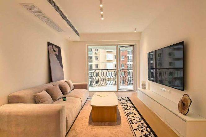 Zhongshan park morden & nice 2br good compound with 16k