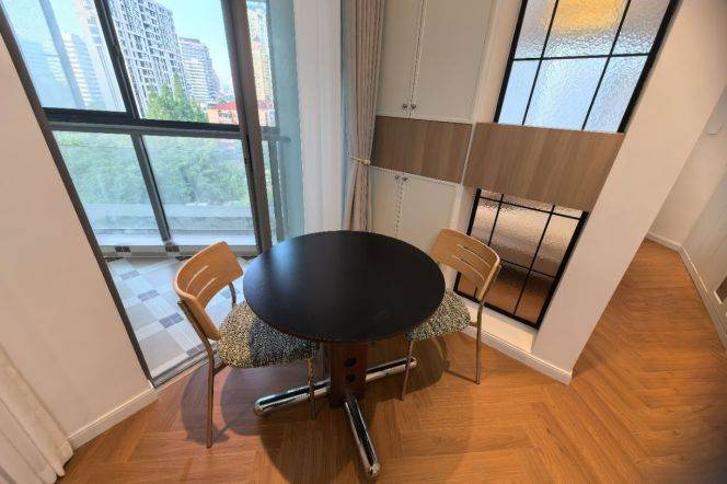 1br,  floorheating, near the bund& subway,10.5k