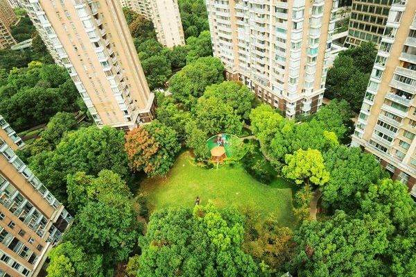 Modern decoration 3br with floor heating and balcony in Gubei 