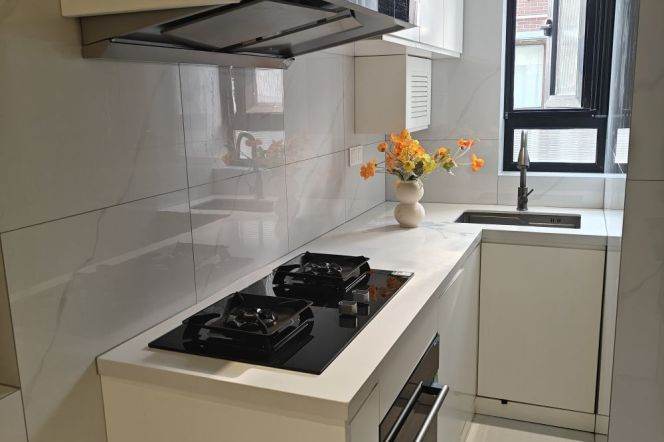 Front Facing Zhongshan Park｜Bright North-South 1BR with Heating & AC