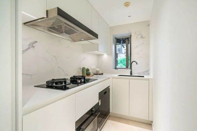 modern big 1 bedroom floor heating wooden floor beside Huang pu river 19.3K