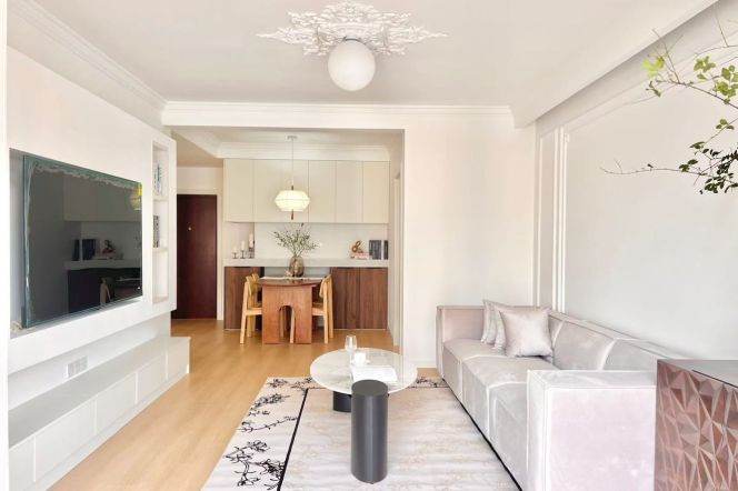 Jing’an Elevator 2Br/2Lr/2Bt Close to L7 Changping Rd Station 