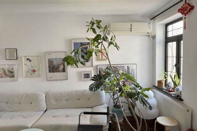 Wulumuqi/Huashan Rd with Spacious Terrace/Wallheating/Oven 18.5K  