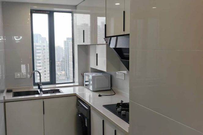 High floor/Good view/Spacious 2BR 2LR/brand furniture,Zhenping rd@L3/4/7