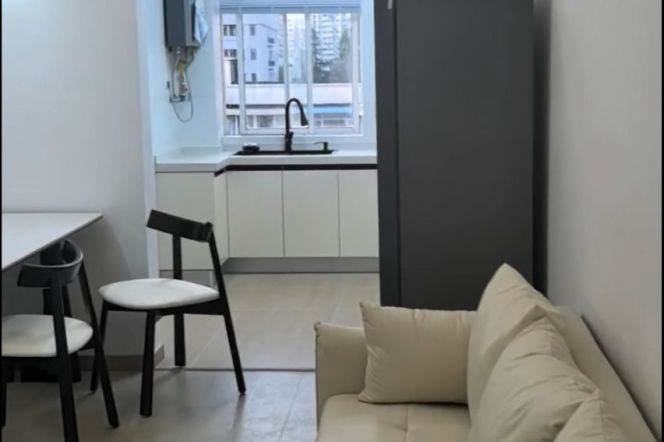 Lovely quality 2BRS with floor heating near Jing’an temple