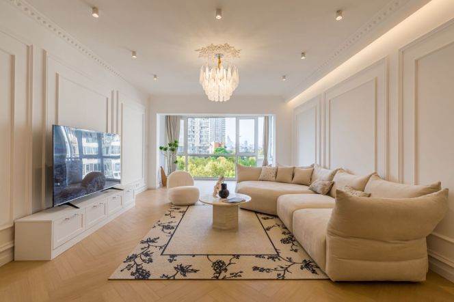 modern big 4brs floor heating modern furniture beside Huang pu river line 9 and IFC 