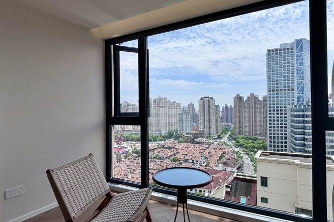 1Bdr 1Bath Apt/Spacious&Bright&Quiet Duplex/L10/13 Xintiandi/Madang Rd/Walk-in Closet