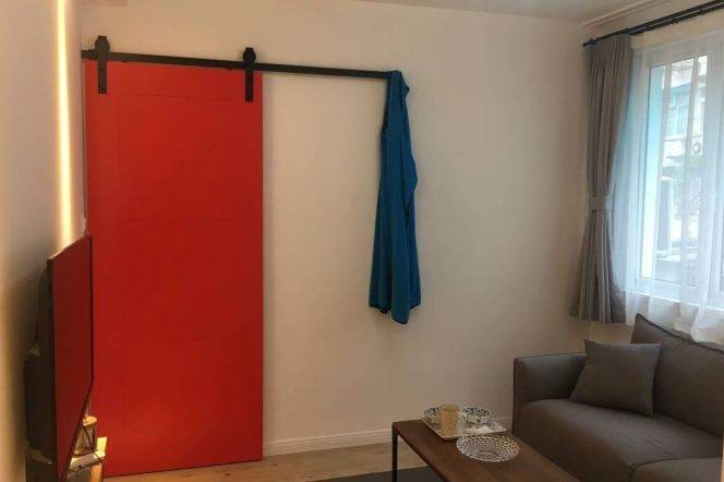 Madang rd station one bedroom