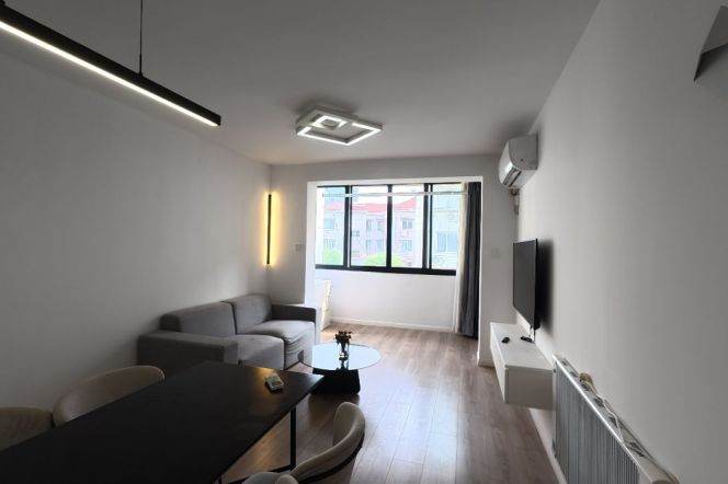 Jiangsu rd., 1Br Elevator, Nr Suzhou creek, L2/11/13