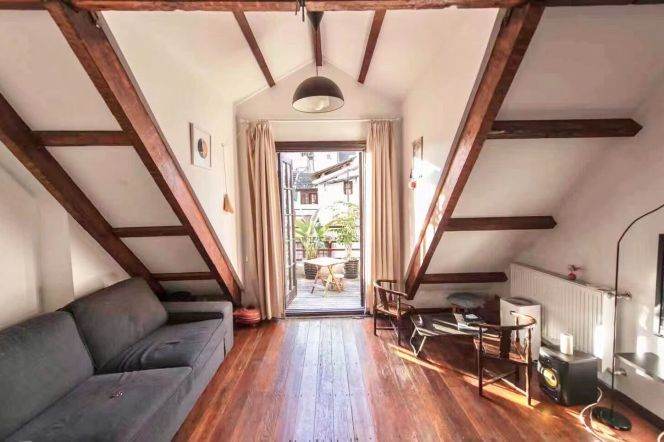 Jing'an temple Fumin rd/Julu rd wall heating 1br apt wt terrace;L2/7