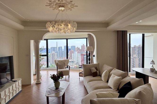 3Bdrs 3Baths Apt/Spacious&Bright /L8/9 Lujiabang Rd/Large Closet/260sqm/huge terrace