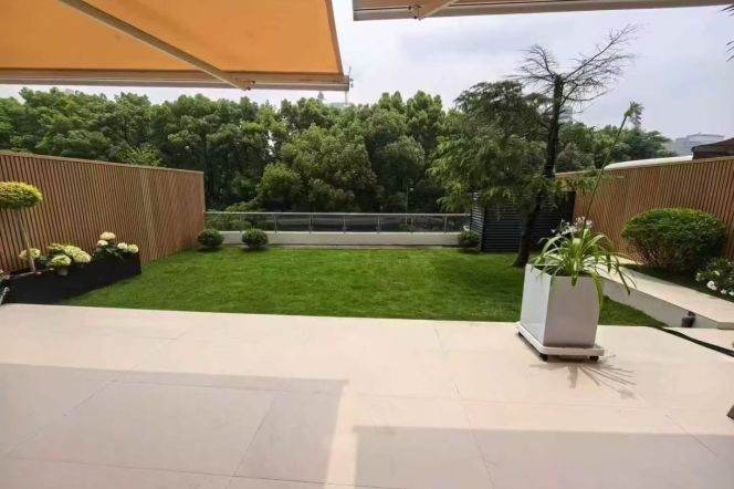 brand new super modern 3brs huge terrace floor heating beside line 2,12,13 Taikoo Hui 