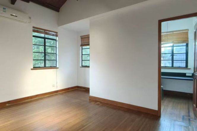 Historic building 2BR APT green view Xingguo Rd 14.8k