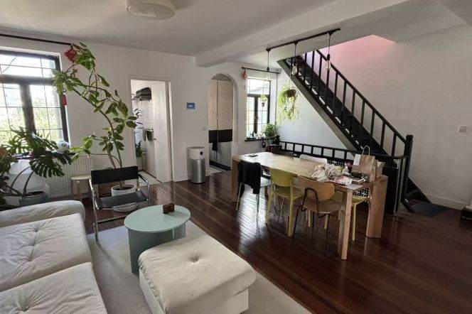 Stunning Roof terrace 2BR APT Jing’an Temple 18k