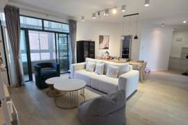 modern 3brs balcony wall heating just beside Xujiahui park 26K