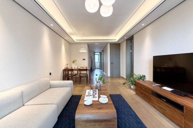 Modern decoration 2brs with floor heating and balcony  beside Huang pu river