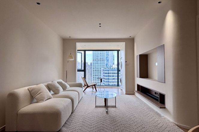 1Bdr 1Bath Apt/Spacious&Bright&Quiet Duplex/L10/13 Xintiandi/Madang Rd/Walk-in Closet