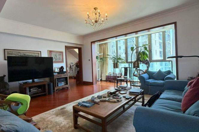 modern decoration duplex 6brs with floor heating and big terrace in central downtown 