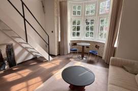 Charming 1Br/1Lr/1Bt apt nr Changshu rd,M1/7/10