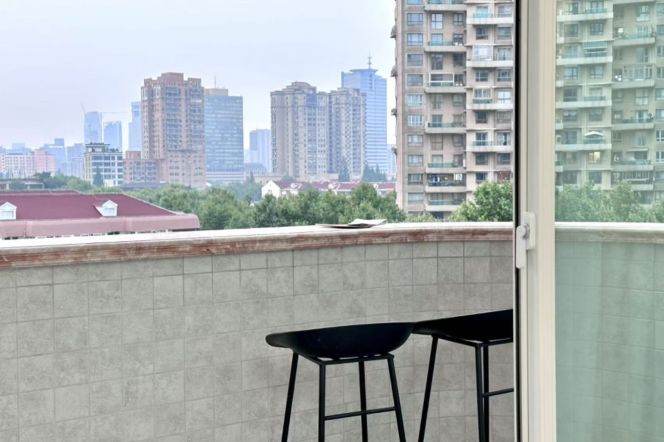Elegant 3Brm With A Balcony Near Line 9/12 Jiashan Rd