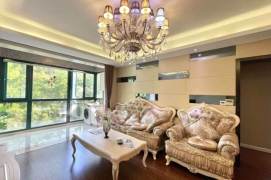Elevator access | 2-Bedroom | Clubhouse | Swimming Pool | 15 mins to Line 1/9/11 Metro | Xujiahui